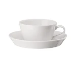 Thee/cappuccinokop en schotel