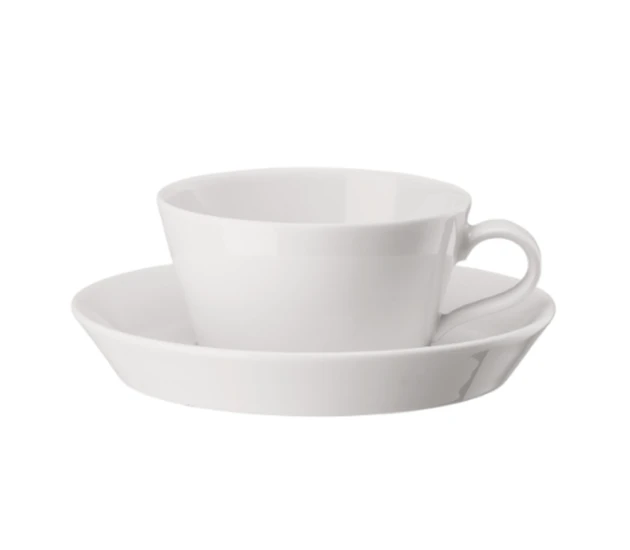 Thee/cappuccinokop en schotel