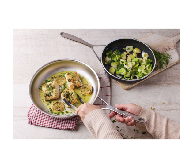 Koekenpan 28 cm + gratis Ceraforce 24 cm